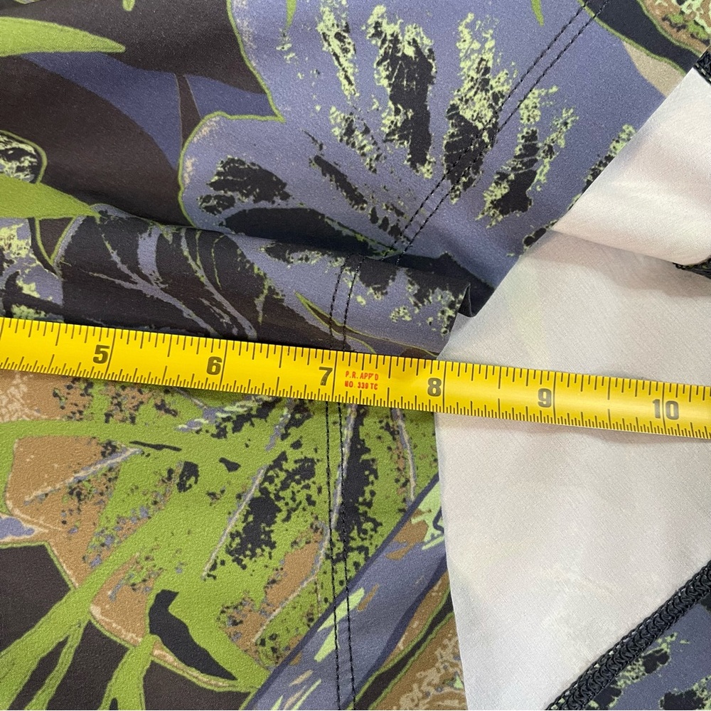 Rhone Barrier Swim Shorts Water Repellent Tropical Parrot Leaf Men’s Size Medium - Picture 6 of 6